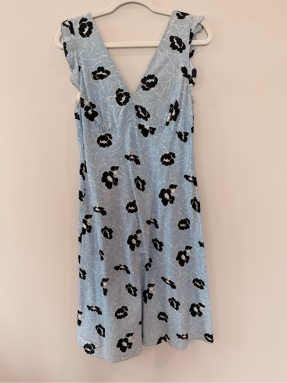 Light Blue Floral V-Neck Summer Dress